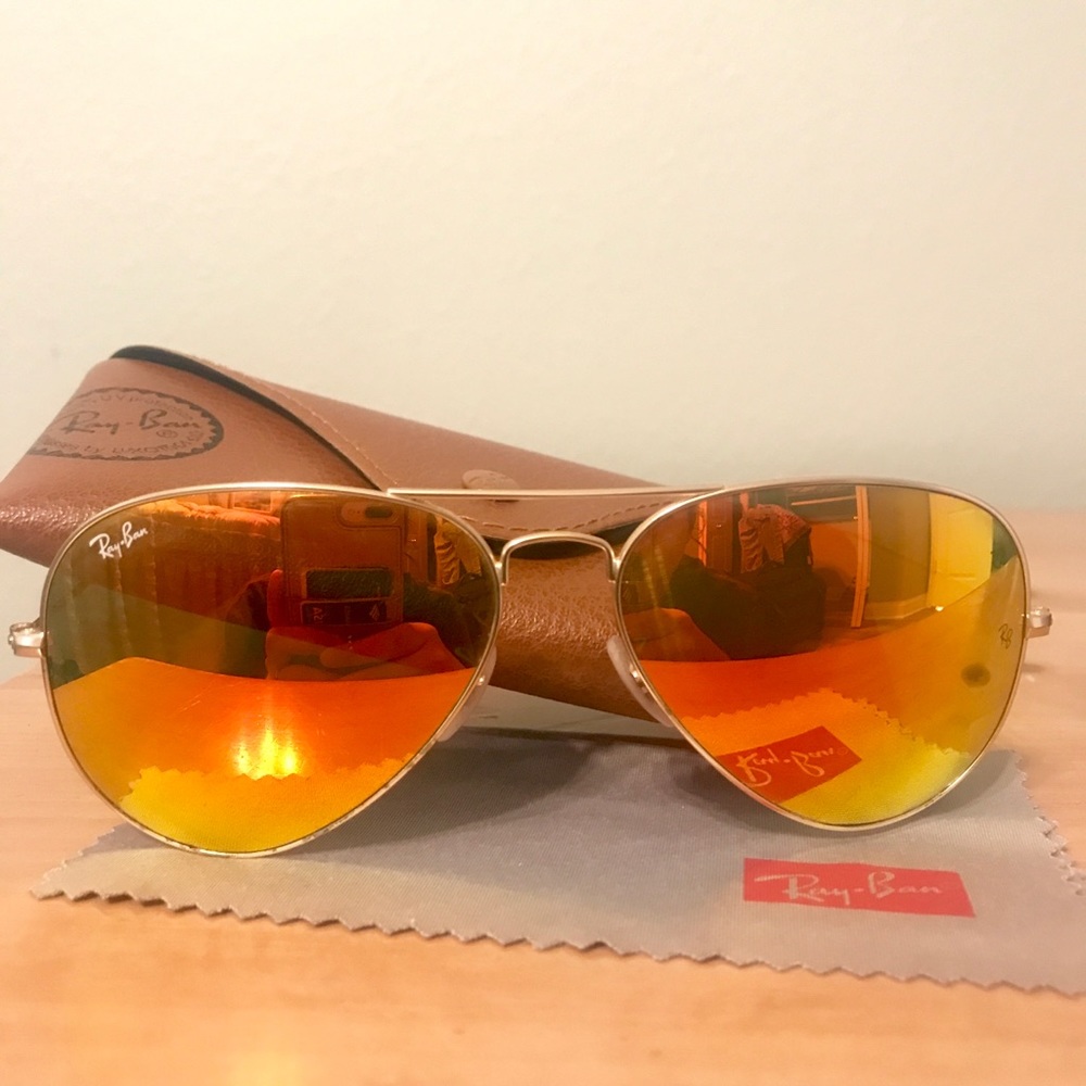 Red polarized Ray Bans